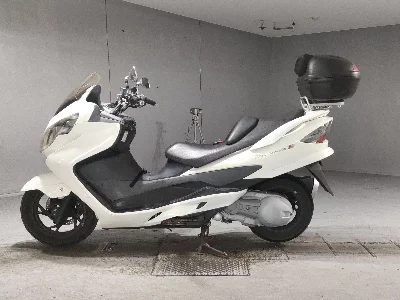 Suzuki SKYWAVE 250S