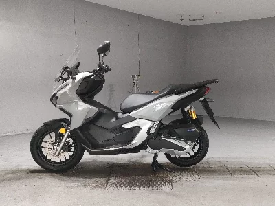 Honda ADV160