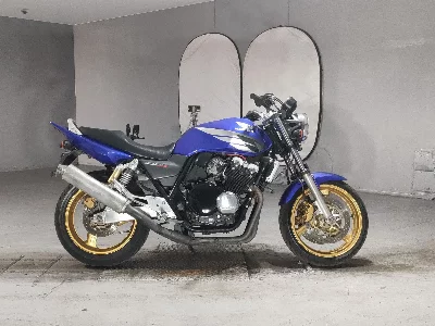 Honda CB400SFV-3