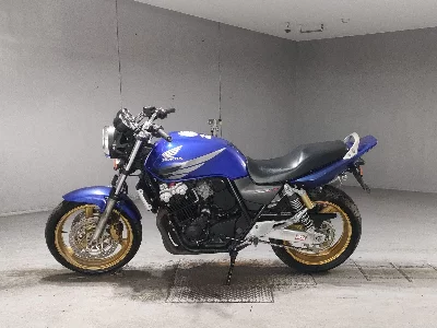 Honda CB400SFV-3