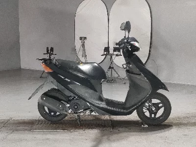 Suzuki ADDRESS V50