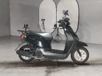 Honda  TACT  BASIC 