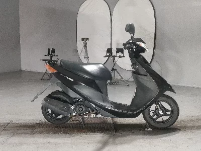 Suzuki ADDRESS V50