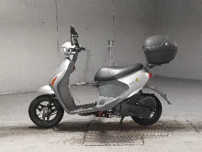 Suzuki LET'S4