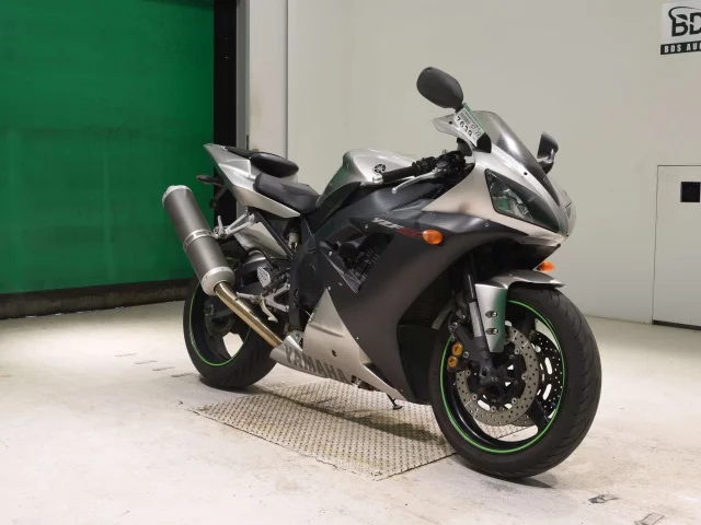 Yamaha YZF-R1  с аукциона в Японии