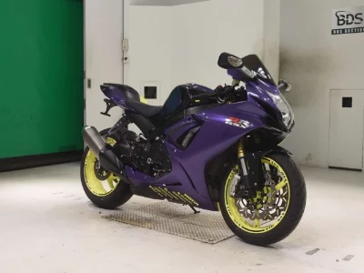 Suzuki GSX-R750