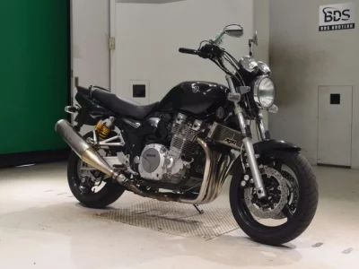 Yamaha XJR1300-2