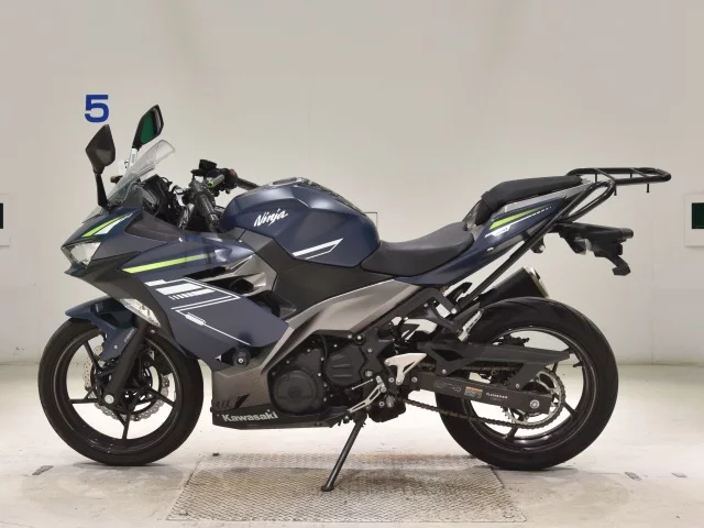 Kawasaki NINJA400-2  с аукциона в Японии