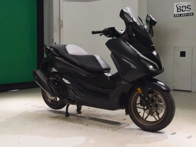 Honda FORZA -6  с аукциона в Японии
