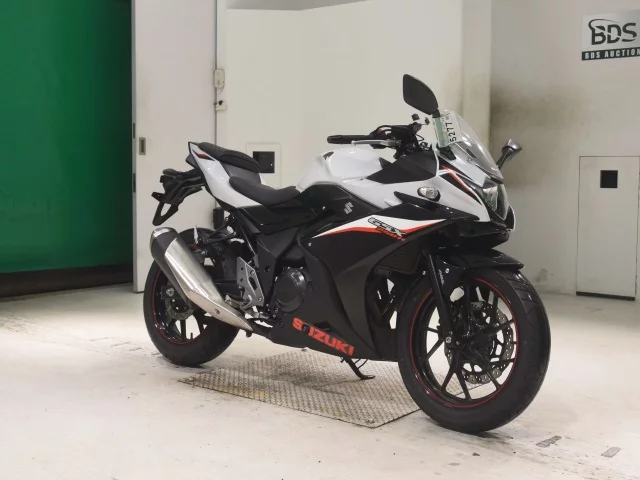 Suzuki GSX250RA  с аукциона в Японии