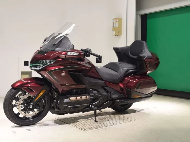 Honda GL1800 TOUR D  с аукциона в Японии