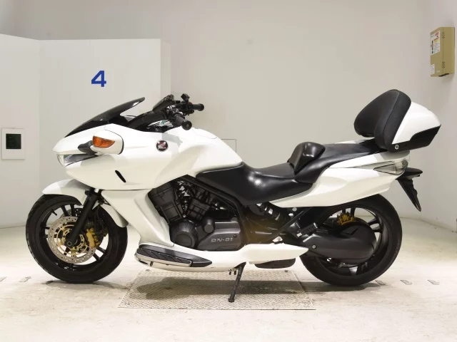 Honda DN-01  с аукциона в Японии