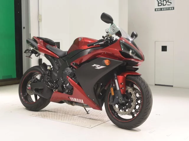 Yamaha YZF-R1  с аукциона в Японии
