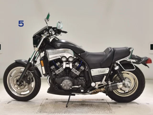 Yamaha V-MAX  с аукциона в Японии