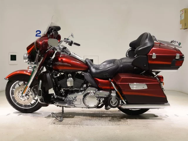 Harley-Davidson HARLEY FLHTCU1580CVO  с аукциона в Японии