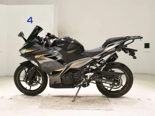 Kawasaki NINJA400-2  с аукциона в Японии