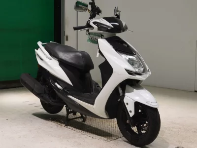 Yamaha  CYGNUS 125XSR-3