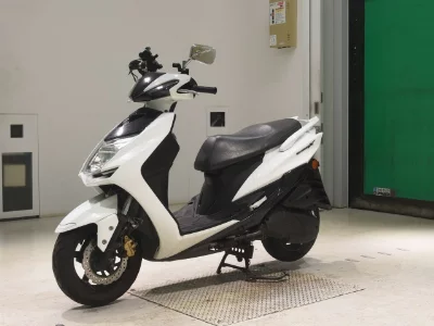 Yamaha  CYGNUS 125XSR-3