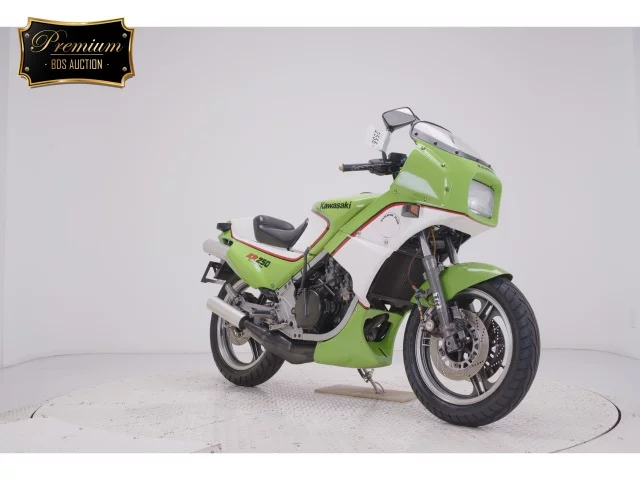 Kawasaki KR250  с аукциона в Японии