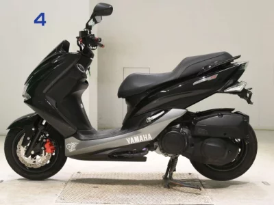 Мотоцикл из Японии Yamaha MAJESTY 155S-2