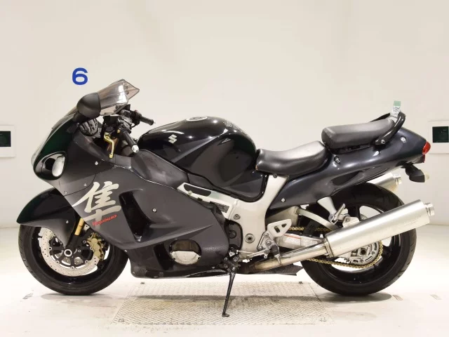 Suzuki GSX1300R HAYABUSA  с аукциона в Японии