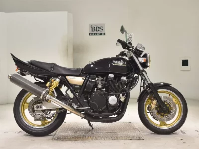 Yamaha XJR400R-2