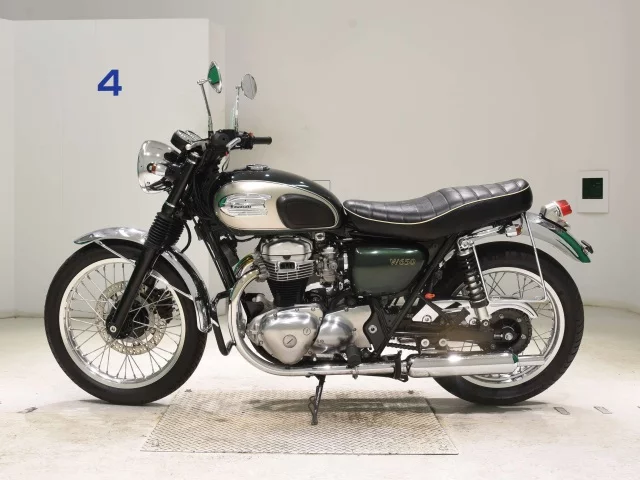Kawasaki W650  с аукциона в Японии