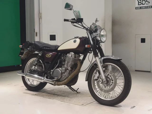 Yamaha SR400-3  с аукциона в Японии