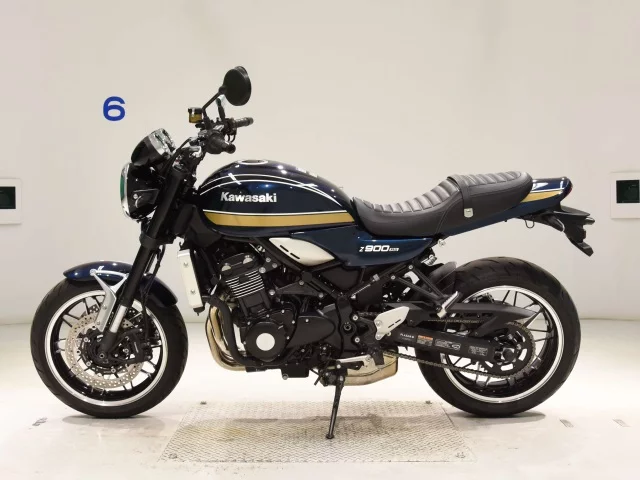 Kawasaki Z900RS 2021