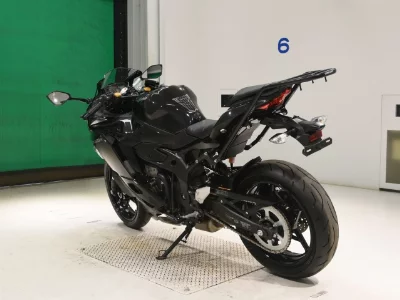 Kawasaki ZX-25R