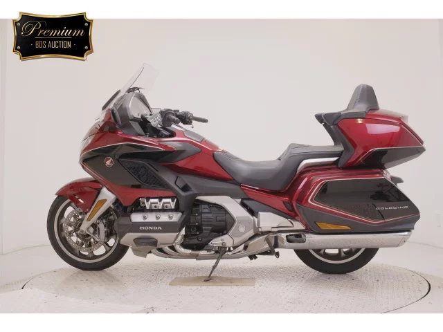 Honda GL1800 TOUR D  с аукциона в Японии
