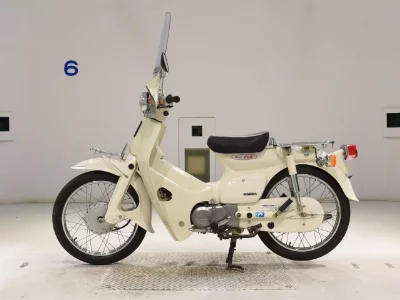 Honda C90