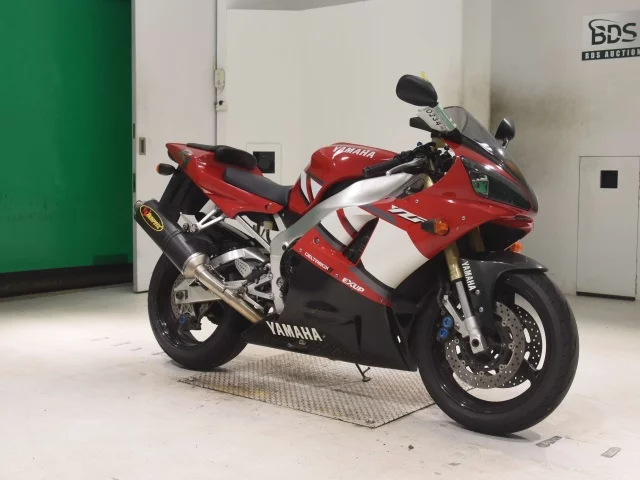 Yamaha YZF-R1  с аукциона в Японии