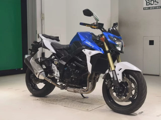 Suzuki GSR750A  с аукциона в Японии