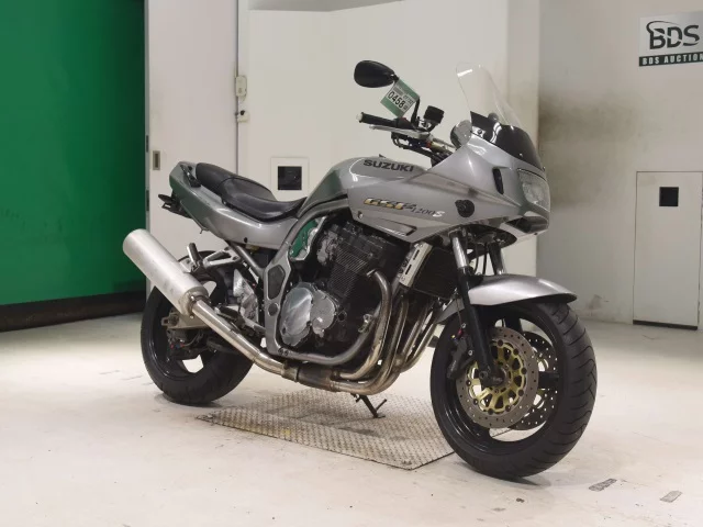 Suzuki GSF1200S  с аукциона в Японии