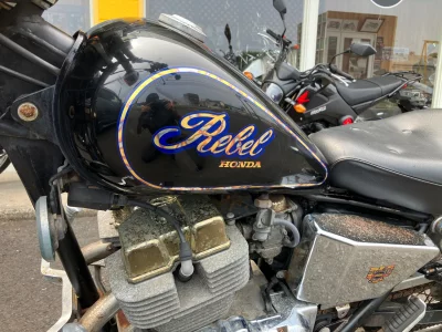 Honda REBEL