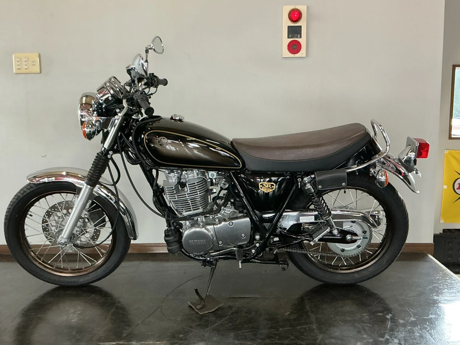 Yamaha SR400 FINAL ED LTD 2021