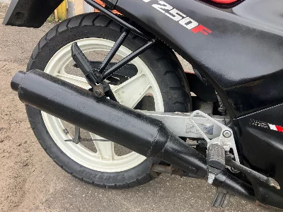 Honda VT250F