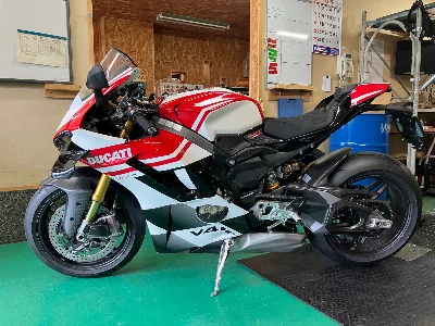 Ducati  DUCATI PANIGA-REV4 TRICOLOR 
