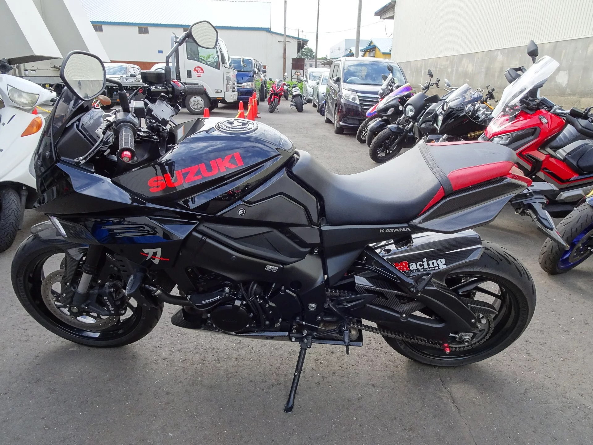 Suzuki KATANA  с аукциона в Японии