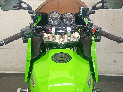 Kawasaki GPZ900R