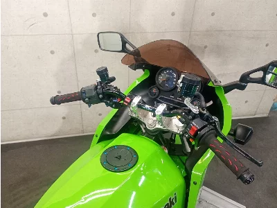 Kawasaki GPZ900R