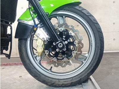 Kawasaki GPZ900R