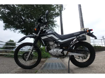 Yamaha SEROW 225