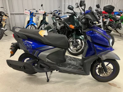 Yamaha CYGNUS RAY ZR