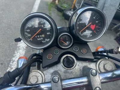 Suzuki BANDIT250-1