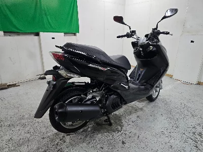 Yamaha MAJESTYS