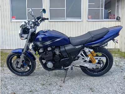 Yamaha XJR400R-1