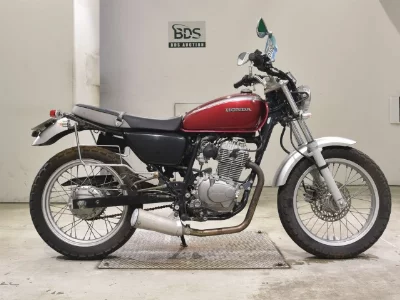 Honda CB223S