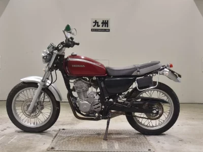 Honda CB223S